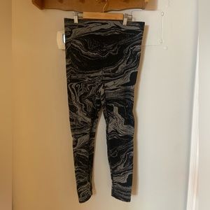 Athleta black and silver leggings L